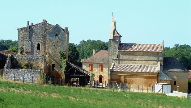 Sainte-Croix de Beaumont - Eglise priorale de Sainte-Croix et le prieuré