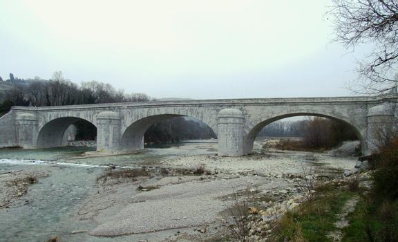 Livron-sur-Drôme - RN7 - Pont du commando Henri-Faure sur la Drôme - Vu de l'aval