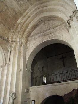 Saint-Restitut - Eglise Saint-Restitut - Tour - Vue de l'intérieur de l'église