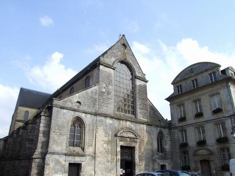Bernay - Ancienne abbatiale Notre-Dame - Façade occidentale construite au 17ème siècle : Bernay - Ancienne abbatiale Notre-Dame - Façade occidentale construite au 17 ème siècle