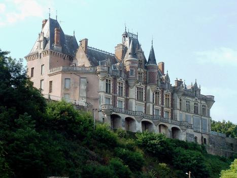 Château de Montigny-le-Gannelon - Façade côté Loir