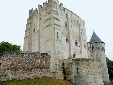 Nogent-le-Rotrou - Château Saint-Jean