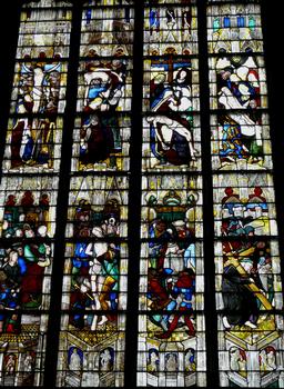 Evreux - Cathédrale Notre-Dame - Chapelle de la Mère de Dieu (chapelle d'axe): vitrail de la Passion du Christ