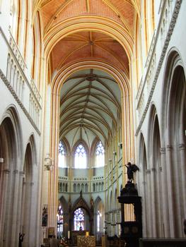 Quimper - Cathédrale Saint-Corentin - Nef - Intérieur