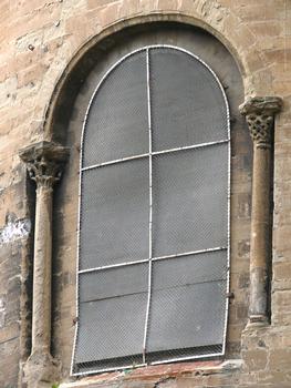 Musée archéologique de Grenoble - Eglise Saint-Laurent et crypte Saint-Oyand - Détail d'une fenêtre de l'abside