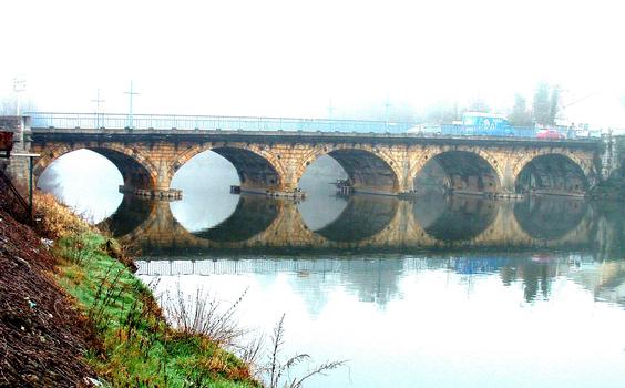 Pont de Gueugnon - Ensemble par temps de brouillard