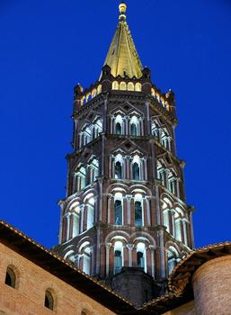 Toulouse - Basilique Saint-Sernin - Vue de nuit