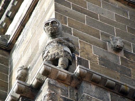 Le Puy-en-Velay - Cathédrale Notre-Dame - Clocher - Sculptures