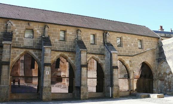 Cathédrale Saint-Mammès de Langres - Cloître du chapitre