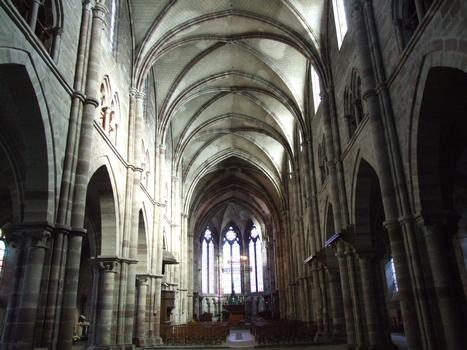 Luxeuil-les-Bains - Abbaye Saint-Colomban - Eglise Saint-Pierre-et-Saint-Paul - Nef