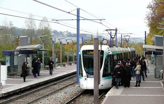 Ligne de tramway T2 (Ile de France) - Station "Musée de Sèvres"