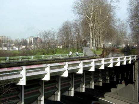 Canal du MidiPont-canal des Herbettes ou des Demoiselles, Toulouse