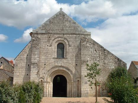 Tavant - Eglise Saint-Nicolas - Façade occidenatale
