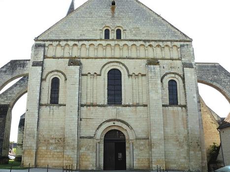 Preuilly-sur-Claise - Eglise Saint-Pierre - Façade occidentale