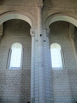 Preuilly-sur-Claise - Eglise Saint-Pierre - Elévation de la nef (intérieur)