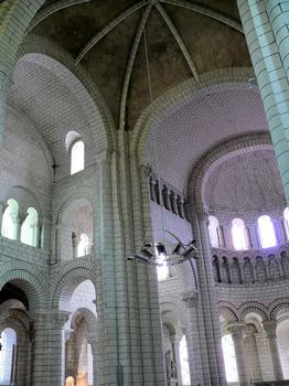 Preuilly-sur-Claise - Eglise Saint-Pierre - Croisée du transept