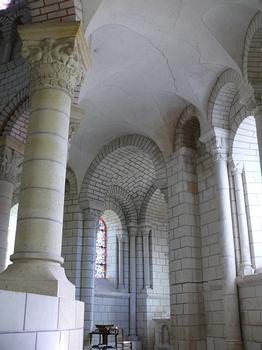 Preuilly-sur-Claise - Eglise Saint-Pierre - Déambulatoire