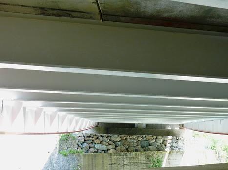 Livet-et-Gavet - Pont de Livet de la déviation de Livet, sur la Romanche - Pièces de pont et hourdis préfabriqué en béton armé