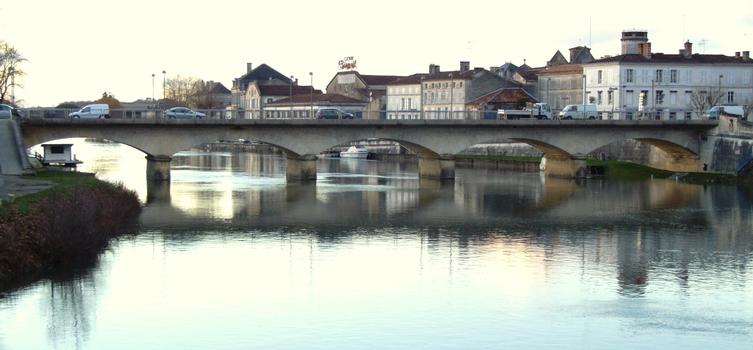 Charentebrücke Jarnac