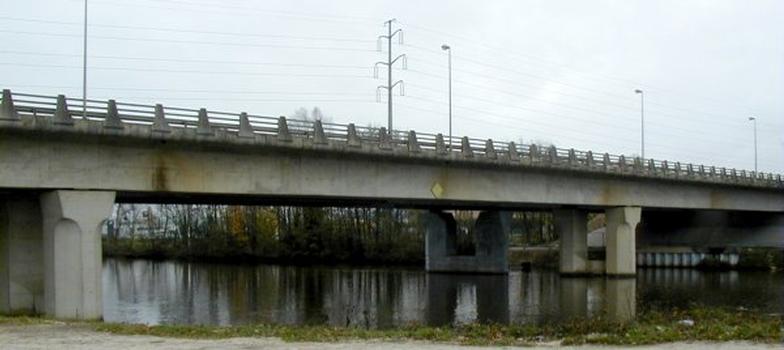 Brücken in Jonches