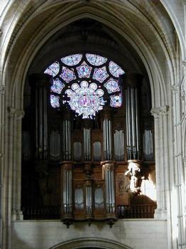 Notre-Dame de Laon.Orgue et rose occidentale