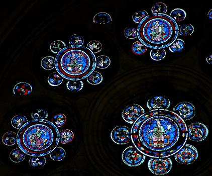 Cathédrale de Laon:Choeur - Rose du transept Nord: les Arts Libéraux - A gauche, la Géométrie puis la Musique et en haut la Rhétorique