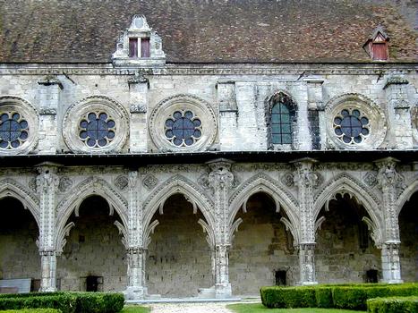 Soissons - Abbaye Saint-Jean-des-Vignes - Cloître - Côté Ouest