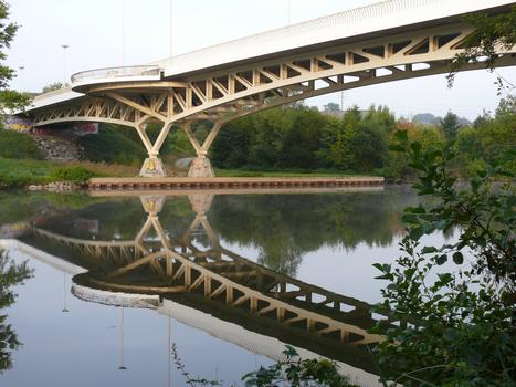Laval - Pont de Saint-Pritz