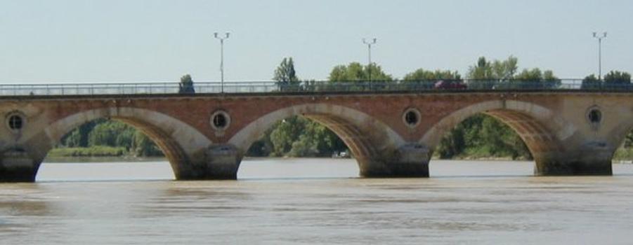 Pont sur la Dordogne à Libourne