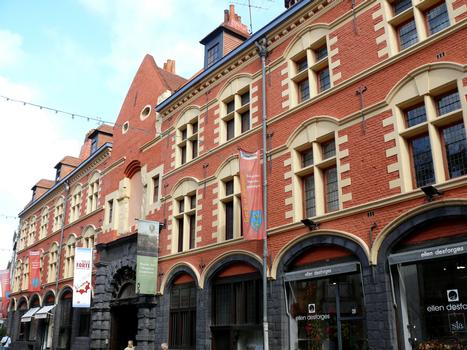 Lille - Musée de l'hospice Comtesse - Façade sur la rue de la Monnaie