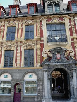 Lille - Vieille Bourse - Façade sur la place du Général de Gaulle