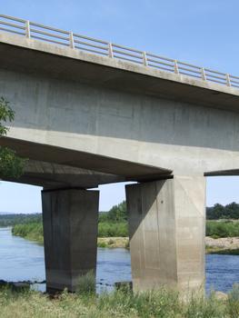 RN7 - Pont de Roanne sur la Loire - Une pile