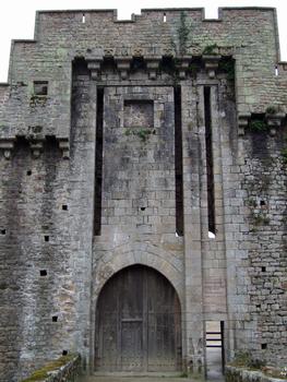Le château de Clisson - Entrée principale du château