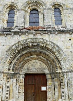 Bellegarde - Eglise Notre-Dame - Portail roman