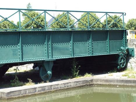 Briare Port Swing Bridge