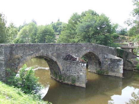 Bagnac-sur-Célé - Pont romain - Vue de l'amont