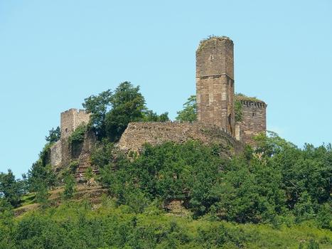 Château de Saint-Laurent-les-Tours vu de Saint-Céré