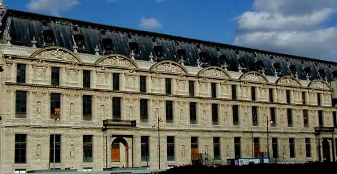 Palais du Louvre: Doublement de l'aile le long de la rue de Rivoli construite par Lefuel