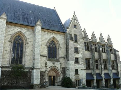 Château d'Angers - Logis royal: la chapelle et la galerie du roi René