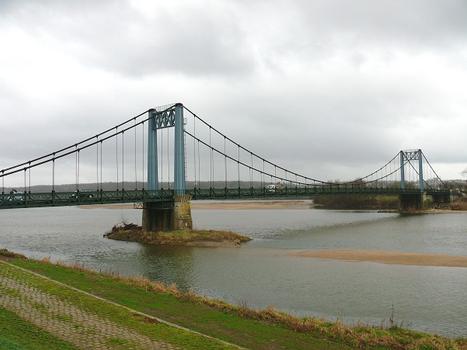 Rosiers-sur-Loire Bridge