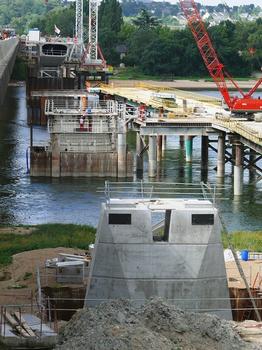 Saumur - Doublement du pont du Cadre Noir - Le chantier depuis la pile P5 vers le fléau sur la pile P2