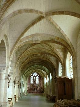 Châlons-en-Champagne - Eglise Saint-Jean-Baptiste - Bas-côté