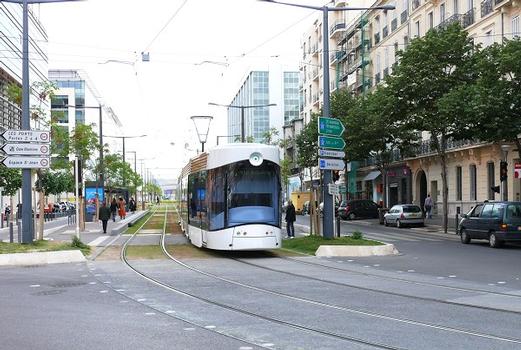 Marseille - Ligne de tramway T2 - Station de la place de la Joliette