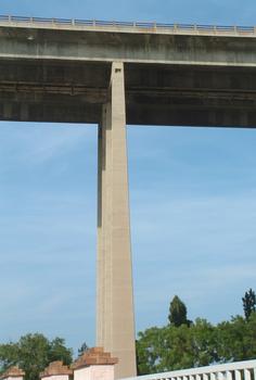 Viaduc de Martigues - Le viaduc d'accès Est - Une pile