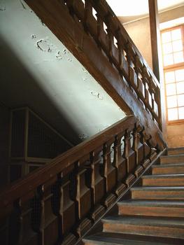 Maternité de Port-Royal - Ancien monastère de Port-Royal de Paris - Un escalier en bois du 17ème siècle