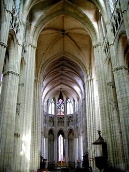 Cathédrale Saint-Etienne de Meaux.Vaisseau central