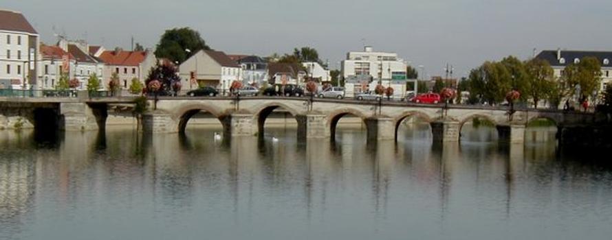 Pont du Marché, Meaux