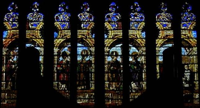 Cathédrale Saint-Etienne de Metz: Transept sud - Vitraux de Valentin Bousch - Registre inférieur représentant des évêques de Metz