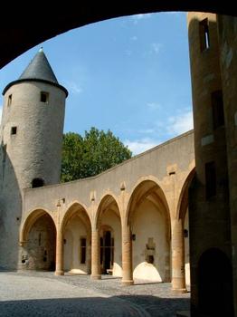 Porte des Allemands, Metz.Galerie construite en 1480