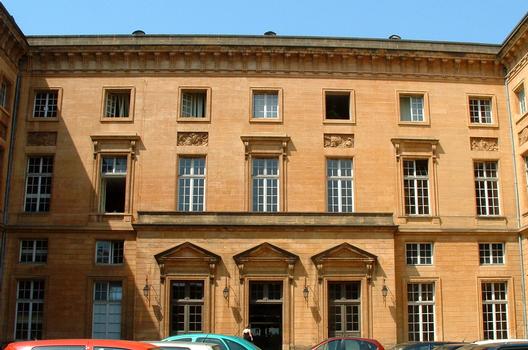 Metz - Palais de Justice (ancien Hôtel du Gouverneur) - Façade sur cour